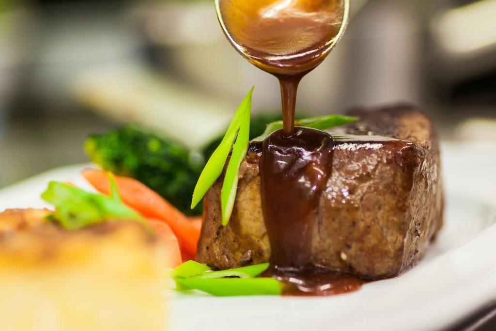 Hotel Restaurant Jaegerhof Weisendorf Kültér fotó