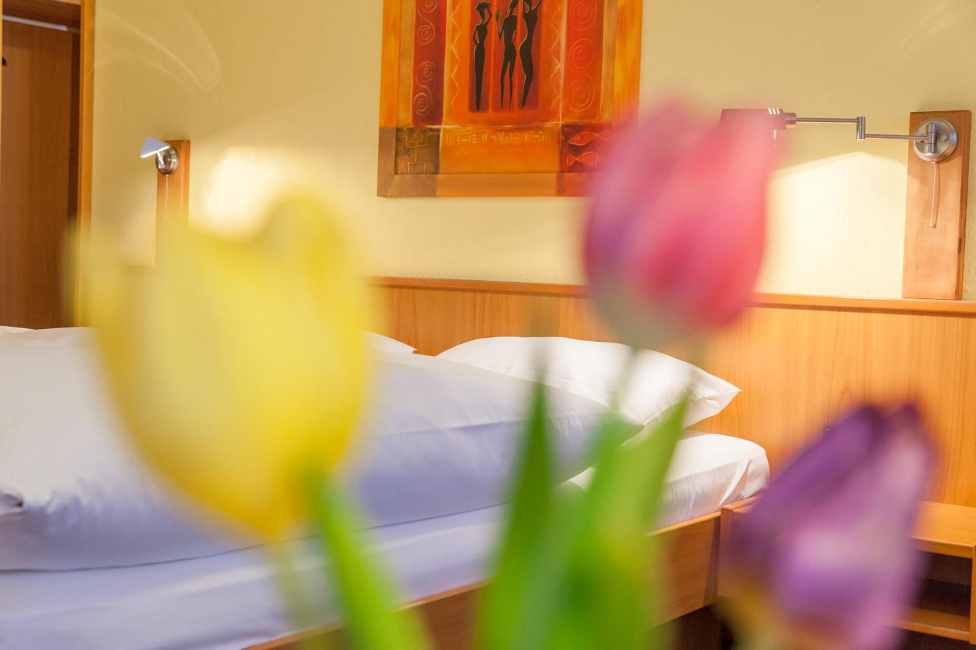 Hotel Restaurant Jaegerhof Weisendorf Szoba fotó