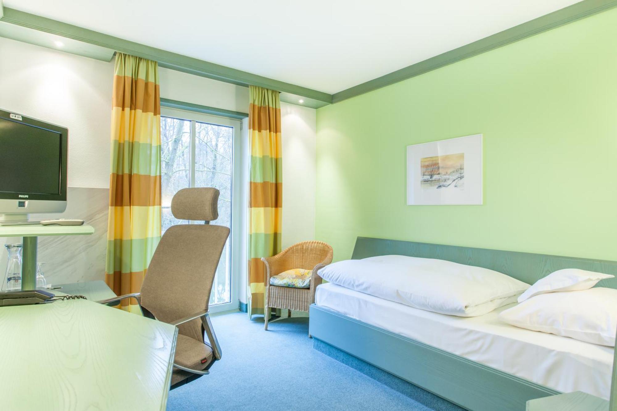 Hotel Restaurant Jaegerhof Weisendorf Szoba fotó