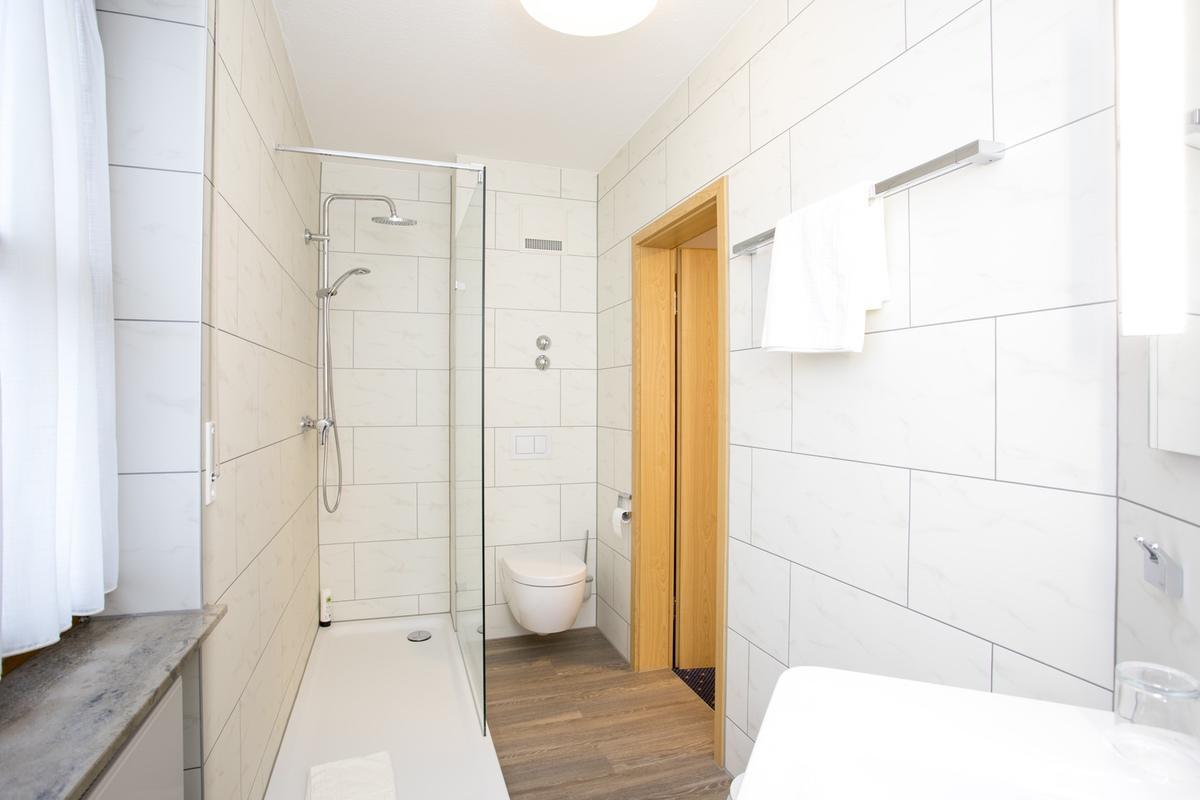 Hotel Restaurant Jaegerhof Weisendorf Kültér fotó